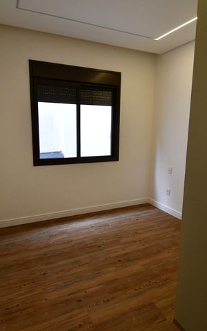 Casa de condomínio à venda com 350m², 3 quartos e 4 vagasSuíte 2