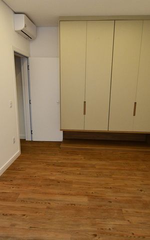 Casa de condomínio à venda com 350m², 3 quartos e 4 vagasSuíte 1