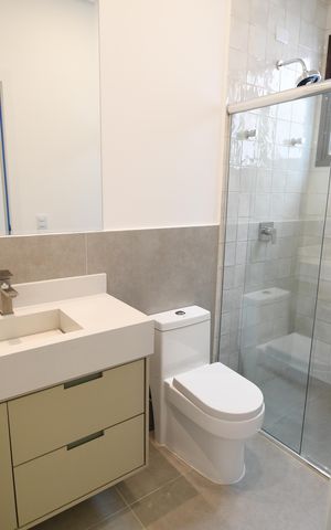 Casa de condomínio à venda com 350m², 3 quartos e 4 vagasBanheiro da Suíte 2