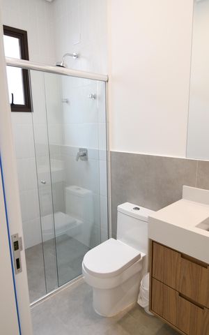 Casa de condomínio à venda com 350m², 3 quartos e 4 vagasBanheiro da Suíte 3