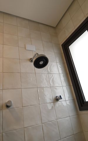 Casa de condomínio à venda com 350m², 3 quartos e 4 vagasBanheiro da Suíte 2