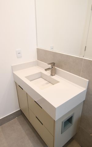 Casa de condomínio à venda com 350m², 3 quartos e 4 vagasBanheiro da Suíte 2
