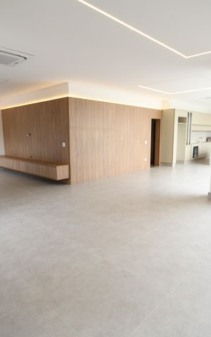 Casa de condomínio à venda com 350m², 3 quartos e 4 vagasSala