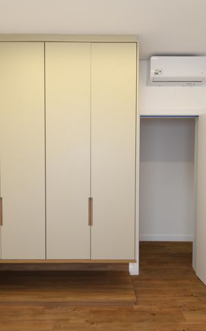 Casa de condomínio à venda com 350m², 3 quartos e 4 vagasSuíte 2