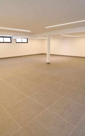 Casa de condomínio à venda com 350m², 3 quartos e 4 vagasGaragem