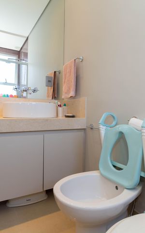 Apartamento à venda com 185m², 5 quartos e 4 vagasBanheiro 2