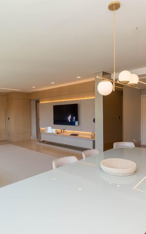 Apartamento à venda com 185m², 5 quartos e 4 vagasSala