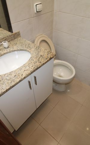 Casa à venda com 72m², 2 quartos e 1 vagaBanheiro 1