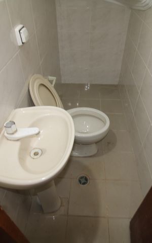 Casa à venda com 72m², 2 quartos e 1 vagaBanheiro 2
