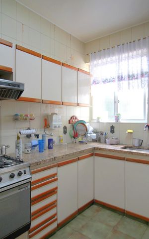 Casa à venda com 420m², 5 quartos e 4 vagasCozinha