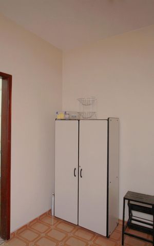 Casa à venda com 420m², 5 quartos e 4 vagasQuarto de Serviço