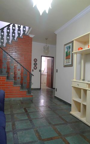 Casa à venda com 420m², 5 quartos e 4 vagasSala de Estar
