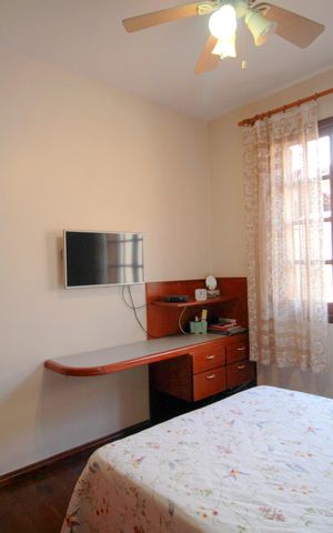 Casa à venda com 420m², 5 quartos e 4 vagasQuarto 2