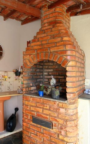 Casa à venda com 420m², 5 quartos e 4 vagasChurrasqueira