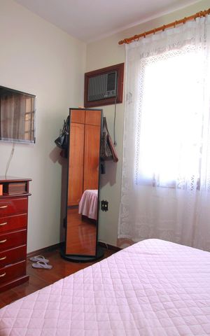 Casa à venda com 420m², 5 quartos e 4 vagasSuite