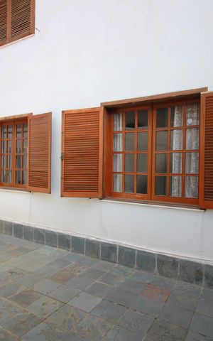 Casa à venda com 420m², 5 quartos e 4 vagasVaranda