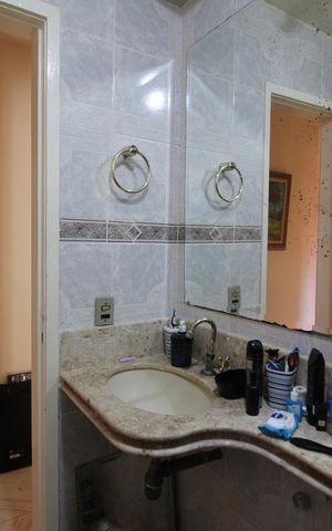 Apartamento à venda com 65m², 2 quartos e 1 vagaBanheiro Social