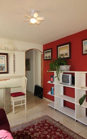Apartamento à venda com 65m², 2 quartos e 1 vagaSala
