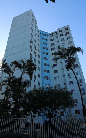 Apartamento à venda com 65m², 2 quartos e 1 vagaFachada