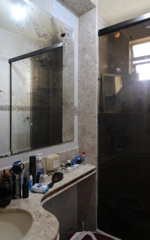 Apartamento à venda com 65m², 2 quartos e 1 vagaBanheiro Social