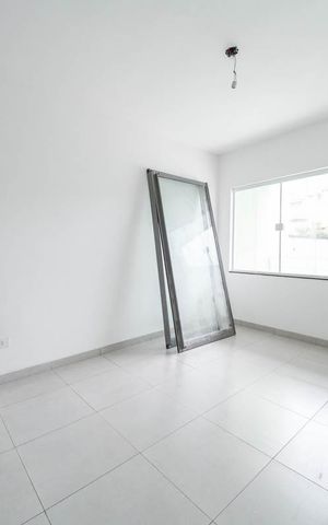 Casa à venda com 170m², 3 quartos e 5 vagasSala