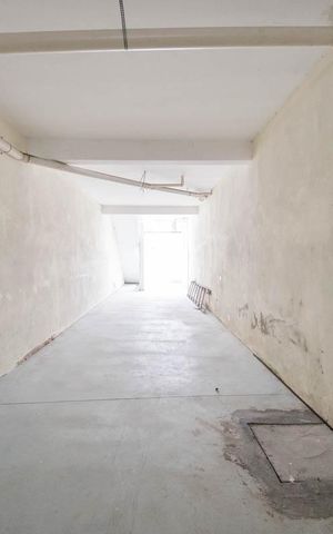 Casa à venda com 170m², 3 quartos e 5 vagasGaragem