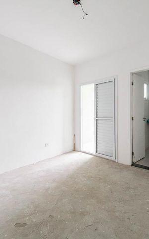Casa à venda com 170m², 3 quartos e 5 vagasSuíte