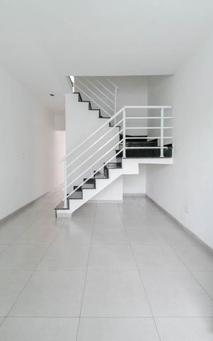 Casa à venda com 170m², 3 quartos e 5 vagasSala