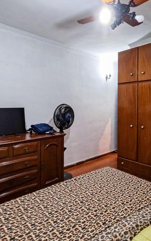 Casa à venda com 172m², 2 quartos e 2 vagas Casa à venda com 172m², 2 quartos e 2 vagasSuíte 1