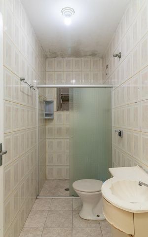 Casa à venda com 295m², 5 quartos e 1 vagaBanheiro 01 da Casa 02