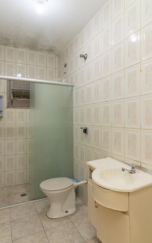 Casa à venda com 295m², 5 quartos e 1 vagaBanheiro 01 da Casa 02