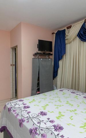 Casa à venda com 295m², 5 quartos e 1 vagaSuíte da Casa 01