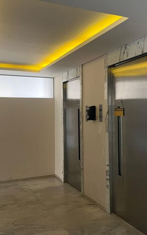 Apartamento à venda com 113m², 2 quartos e sem vagaÁrea comum
