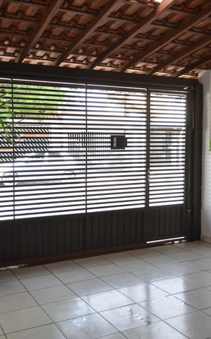 Casa à venda com 180m², 3 quartos e 2 vagasGaragem