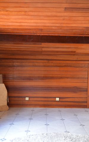 Casa à venda com 180m², 3 quartos e 2 vagasSotão