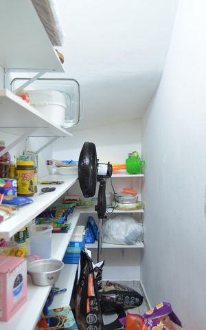 Casa à venda com 180m², 3 quartos e 2 vagasDispensa