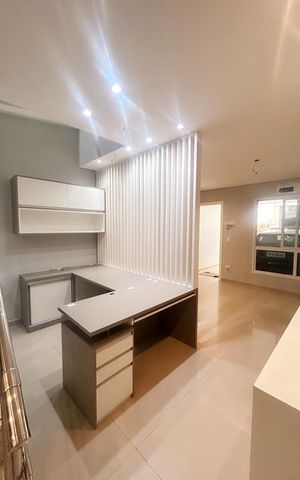 Casa à venda com 171m², 3 quartos e 2 vagas