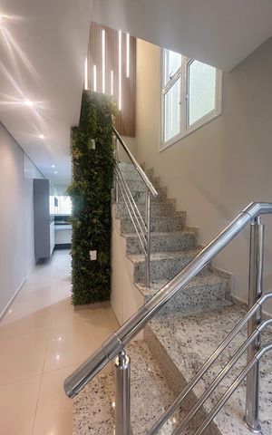 Casa à venda com 171m², 3 quartos e 2 vagas