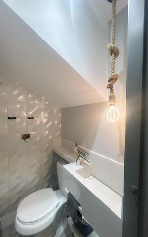 Casa à venda com 171m², 3 quartos e 2 vagas