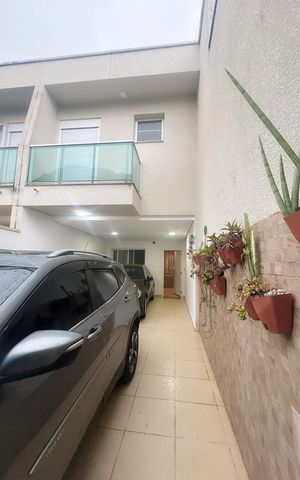 Casa à venda com 171m², 3 quartos e 2 vagas