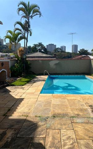 Casa à venda com 452m², 3 quartos e 4 vagas