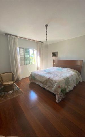 Casa à venda com 452m², 3 quartos e 4 vagas