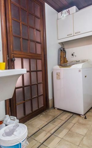 Casa à venda com 480m², 4 quartos e 4 vagasÁrea de Serviço