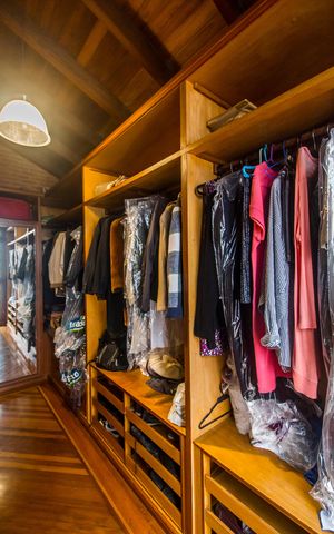 Casa à venda com 480m², 4 quartos e 4 vagasCloset da suíte 1
