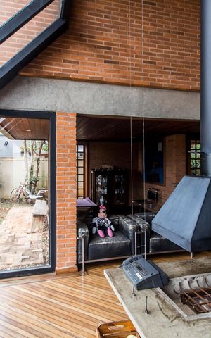 Casa à venda com 480m², 4 quartos e 4 vagasSala