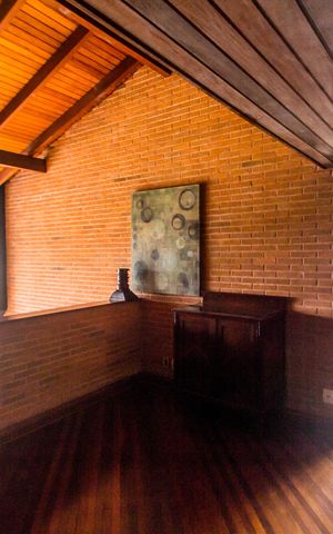 Casa à venda com 480m², 4 quartos e 4 vagasSala