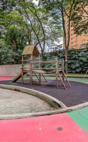 Apartamento à venda com 185m², 3 quartos e 2 vagas