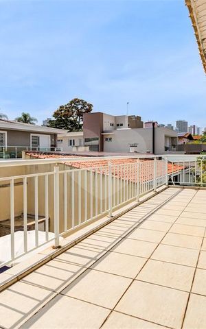 Casa de condomínio à venda com 329m², 4 quartos e 3 vagas