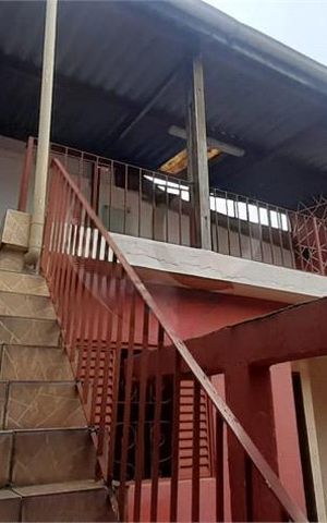 Casa à venda com 184m², 3 quartos e 2 vagas