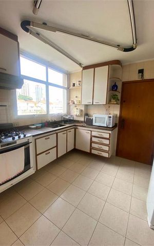 Apartamento à venda com 160m², 3 quartos e 3 vagas